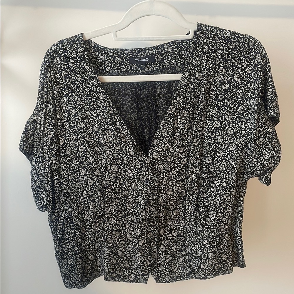 Madewell Black and White Relaxed Short Sleeve Cropped Blouse